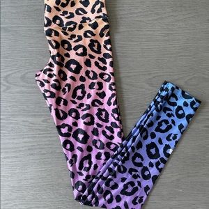 GOLDSHEEP LEGGINGS - Women’s Small EUC $49 -